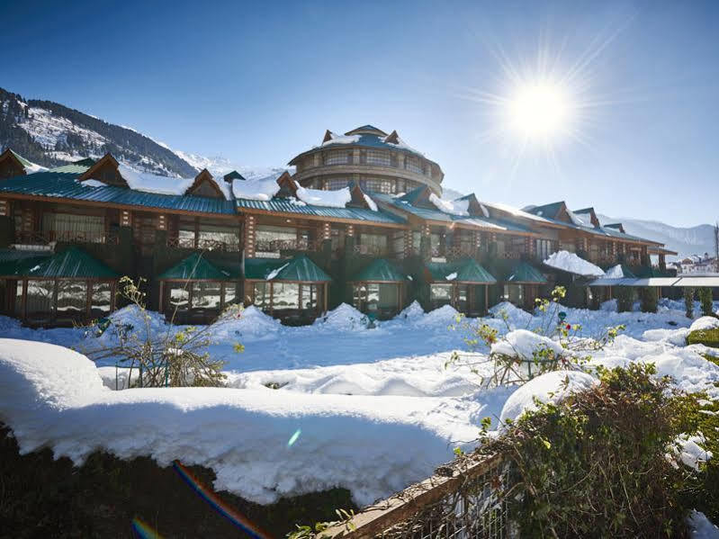 ホテル Club Mahindra White Meadows Manāli エクステリア 写真