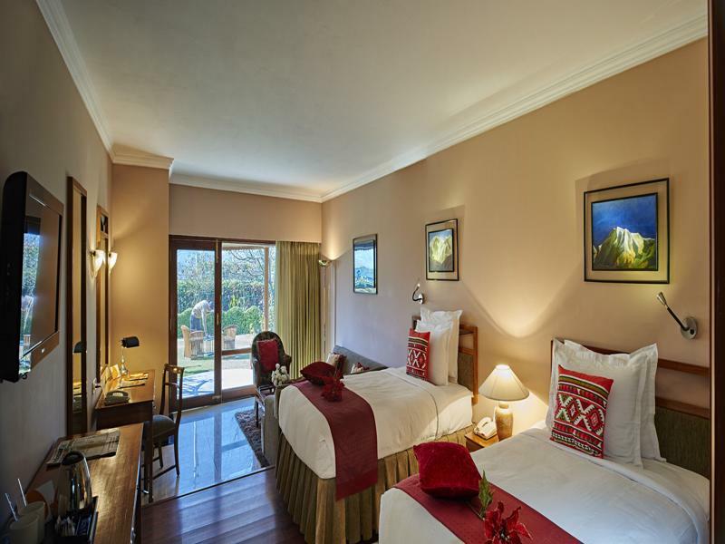 ホテル Club Mahindra White Meadows Manāli エクステリア 写真
